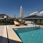 Vog Villa Tirana